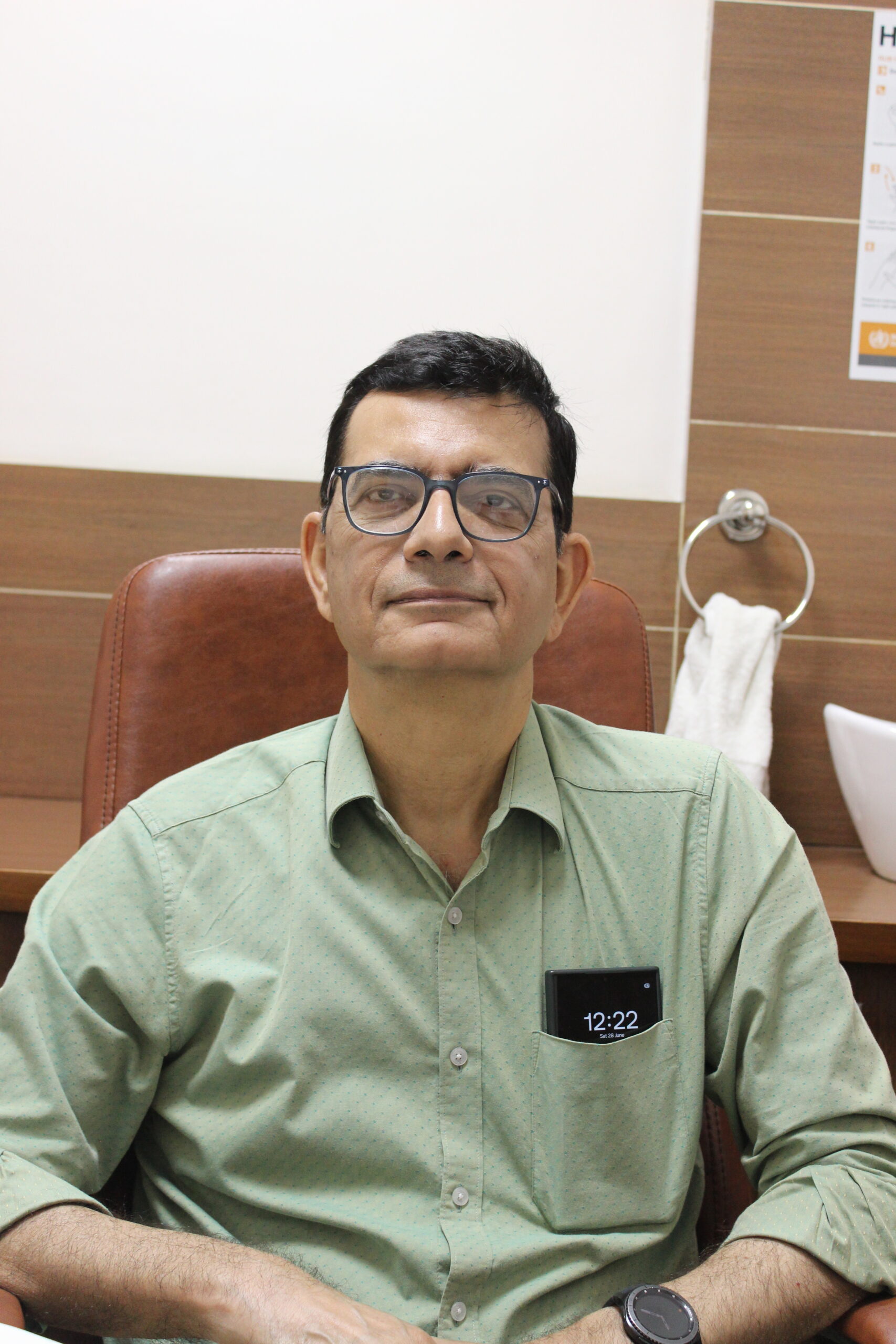 Best Internal Medicine Doctor in Chandigarh Mohali | Dr. Deepinder Kapoor